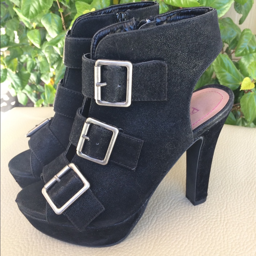 Black high heeled open toe
